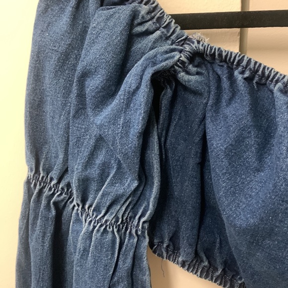 Denim off shoulder scrunch top - NEW with tags! - Picture 2 of 3